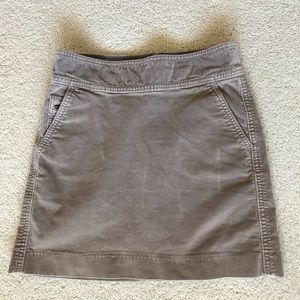Banana republic gray skirt